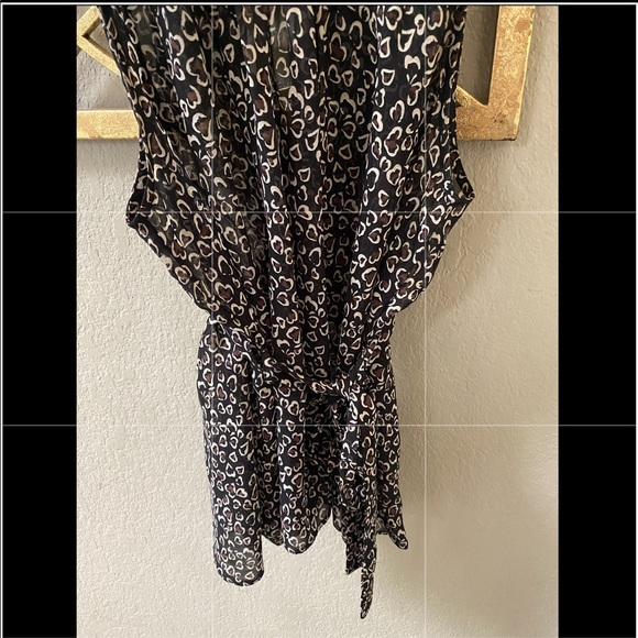 Chiffon Blouse w/ Tie Waist & Ruffle Neckline - Picture 5 of 8